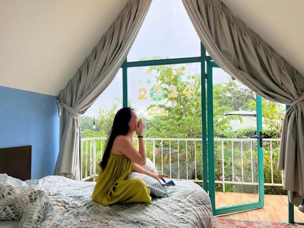 Paradiso Homestay Mangden Kon Von Kla Dış mekan fotoğraf